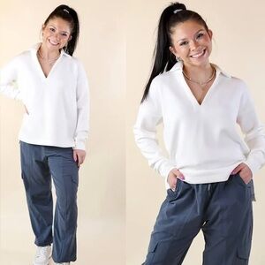 Spanx AirEssentials white vneck oversized lightweight polo sweatshirt medium